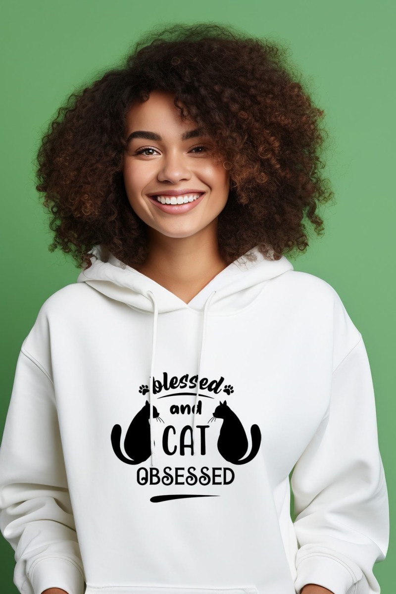 bluza blessed model.jpg