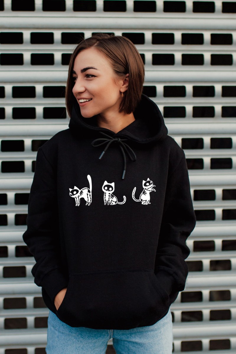 szkielety bluza model.jpg